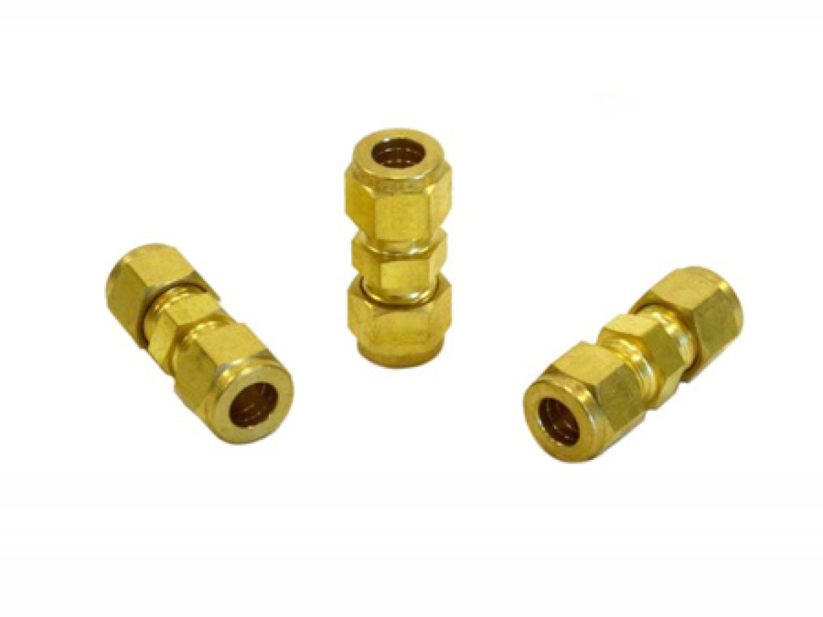 Brass Compression Coupling 5/8 in. x 1/2 in. (FF) - Canac